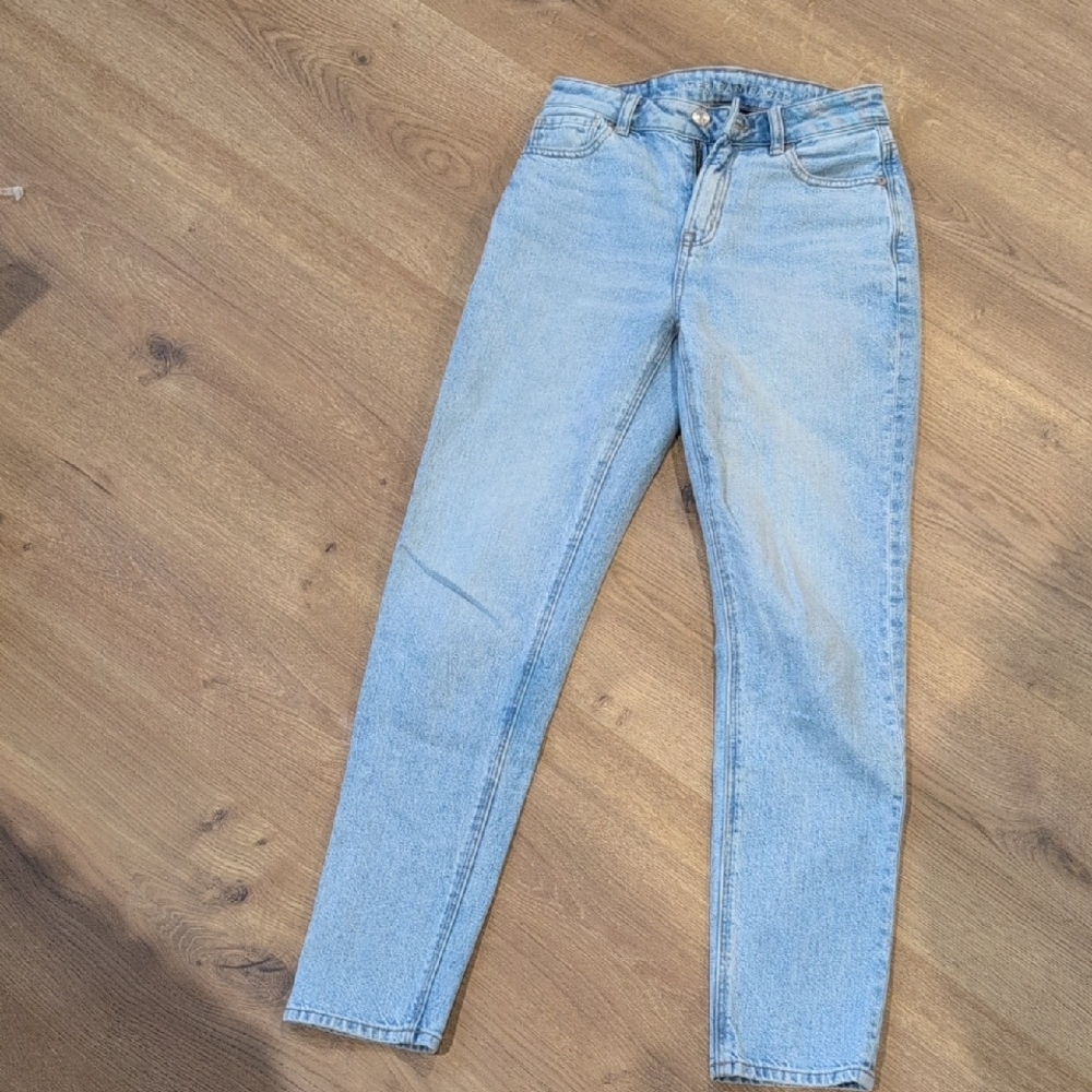 American Eagle Outfitters High-Rise Light Wash Jeans